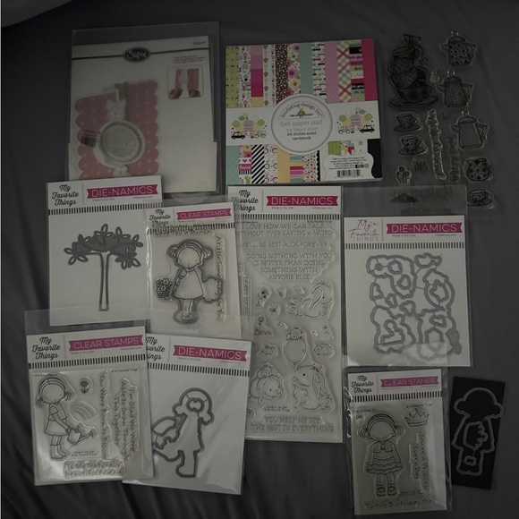 Clear Stamps and Die Set - Girl themed - Picture 1 of 1